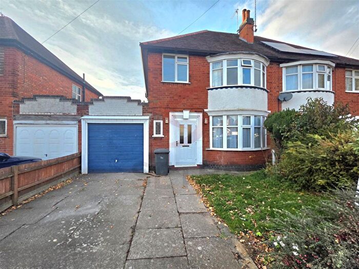 3 Bedroom Semi Detached House To Rent In Aberdale Road, Knighton, Leicester, LE2