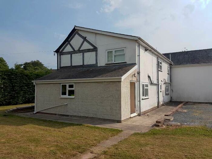 Property To Rent In Smallbrook Farm Clehonger, HR2