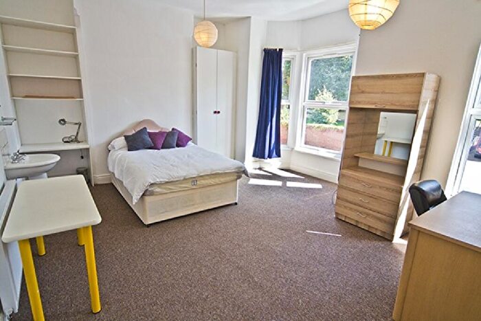 1 Bedroom House To Rent In Bentinck Road, Arboretum, Nottingham, Nottinghamshire, NG7