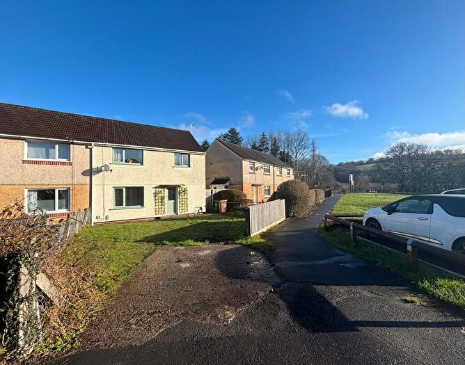 3 Bedroom Semi-Detached House For Sale In Gelli Lane, Pontllanfraith, NP12