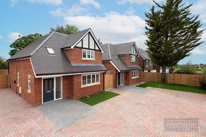 3 Bedroom Detached House For Sale In Rectory Park, Sanderstead, CR2