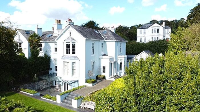 8 Bedroom Semi-Detached House For Sale In Watts Road, Tavistock, Devon, PL19