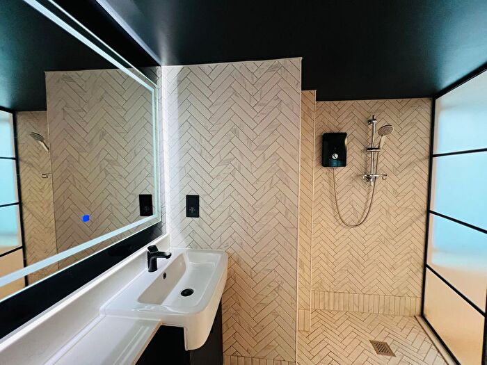 1 Bedroom Studio To Rent In Arka House, High Road, Whetstone, London, N20