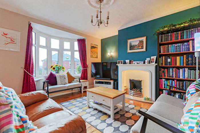 3 Bedroom Semi Detached House For Sale In Oswestry Road, Sheffield Lane Top, S5