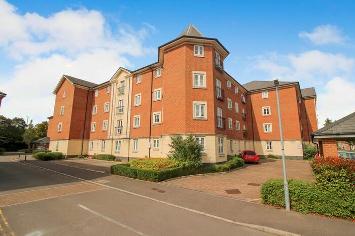 2 Bedroom Flat To Rent In Brunel Crescent, Swindon, SN2