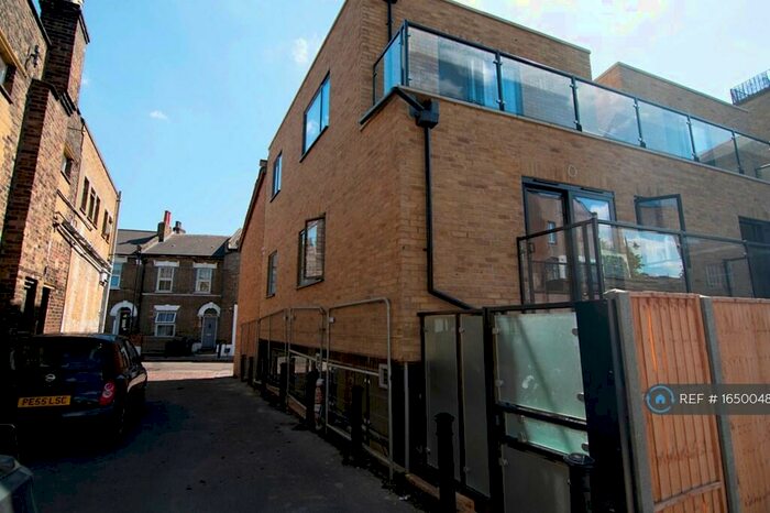 1 Bedroom Flat To Rent In Stamford Hill, London, N16