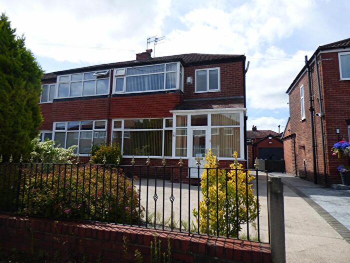 2 Bedroom Semi-Detached House To Rent In Berkeley Close, Offerton, Stockport, SK2