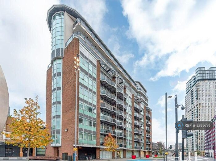 2 Bedroom Flat To Rent In The Heights, London, E15