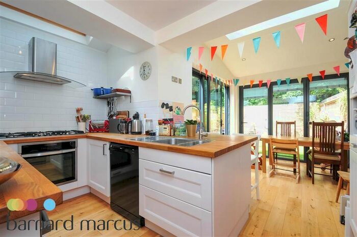 3 Bedroom Property To Rent In Magnolia Road, London, W4