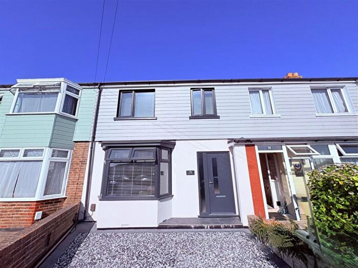 3 Bedroom Terraced House For Sale In Marina Grove, Portchester, PO16