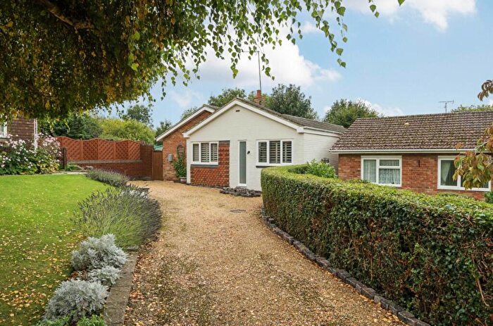 4 Bedroom Detached Bungalow For Sale In Trinity Close, Felmersham, MK43