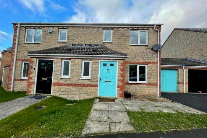 3 Bedroom Property To Rent In Ridgewood Close, Darlington, DL1