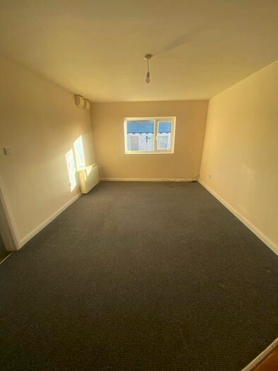 2 Bedroom Flat To Rent In Close House, Bishop Auckland DL14