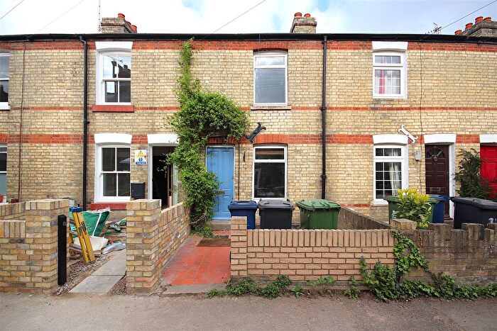 2 Bedroom Terraced House To Rent In Greens Road, Cambridge, CB4
