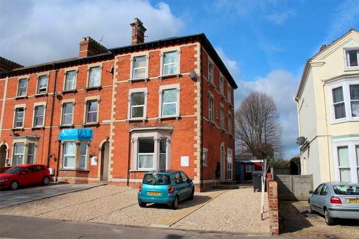 1 Bedroom Flat To Rent In Cheddon Road, Taunton, TA2