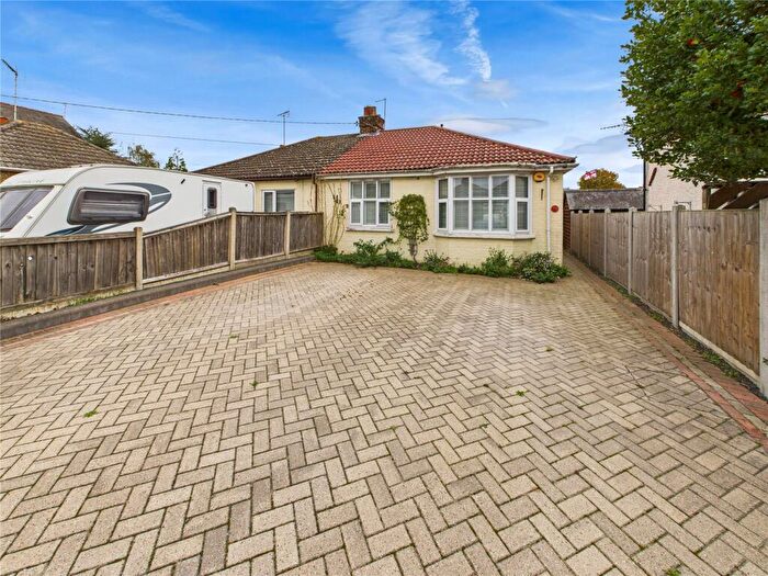 2 Bedroom Bungalow For Sale In Rickstones Road, Witham, Essex, CM8