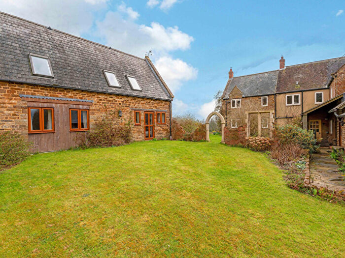 5 Bedroom Detached House For Sale In Warkworth Banbury, Oxfordshire, OX17