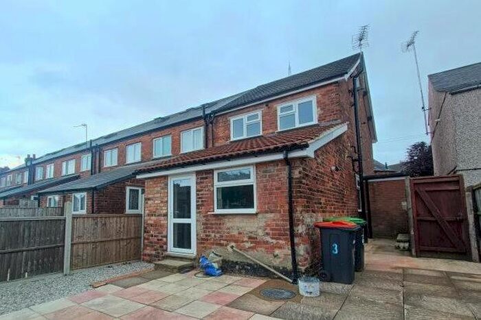 3 Bedroom End Of Terrace House To Rent In Victoria Street, Sutton-In-Ashfield, NG17