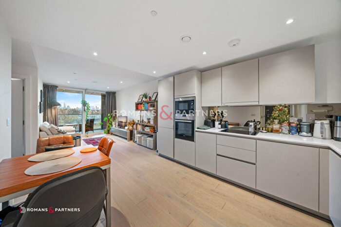 1 Bedroom Apartment To Rent In Claremont House, Canada Water, SE16