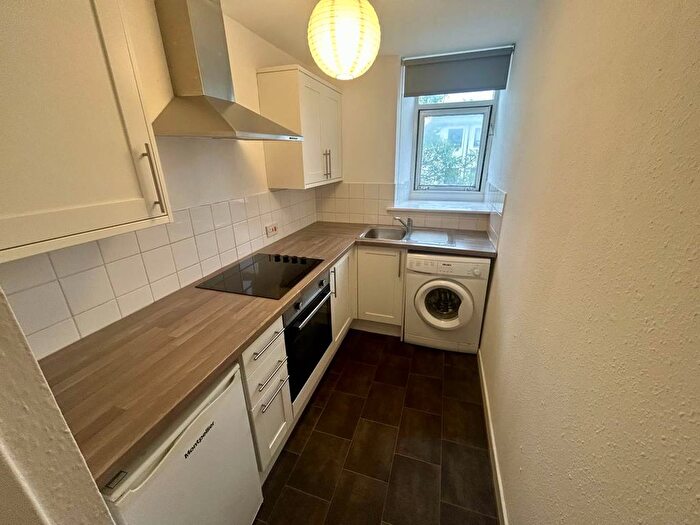 1 Bedroom Flat To Rent In Malcolm Street, Dundee, DD4