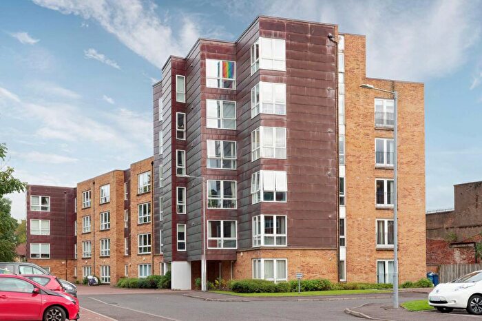 2 Bedroom Flat For Sale In / McPhail Street, Glasgow, G40
