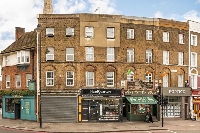 1 Bedroom Flat To Rent In Clapham Common South Side, Clapham, SW4