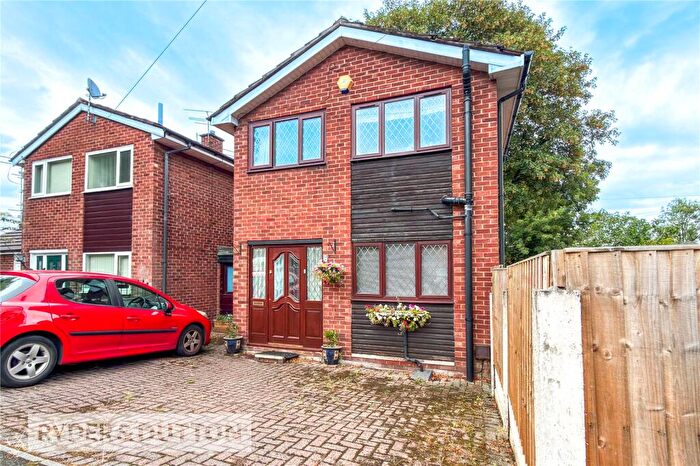 3 Bedroom Link Detached House For Sale In Windsor Road, Newton Heath, Manchester, Greater Manchester, M40