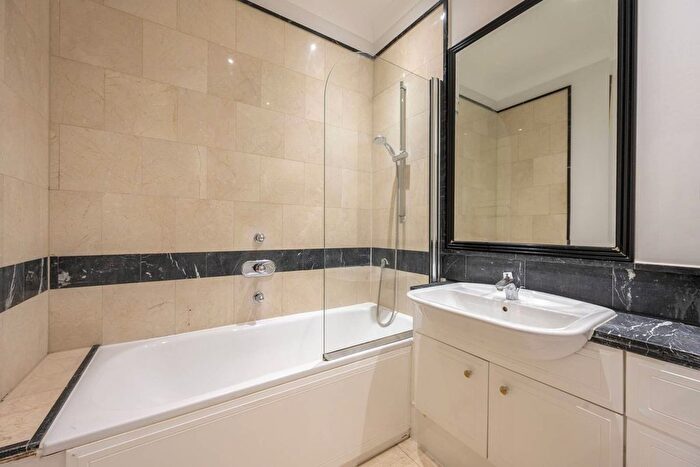1 Bedroom Flat To Rent In Somerville Avenue, Barnes, London, SW13