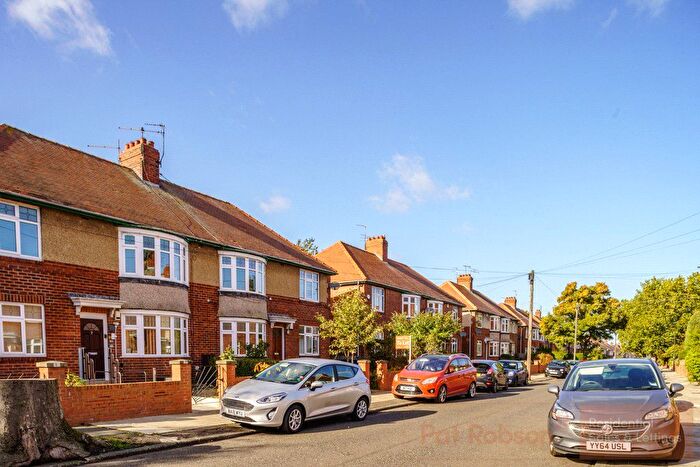 2 Bedroom Flat To Rent In Strathmore Road, Newcastle Upon Tyne, Tyne And Wear, NE3