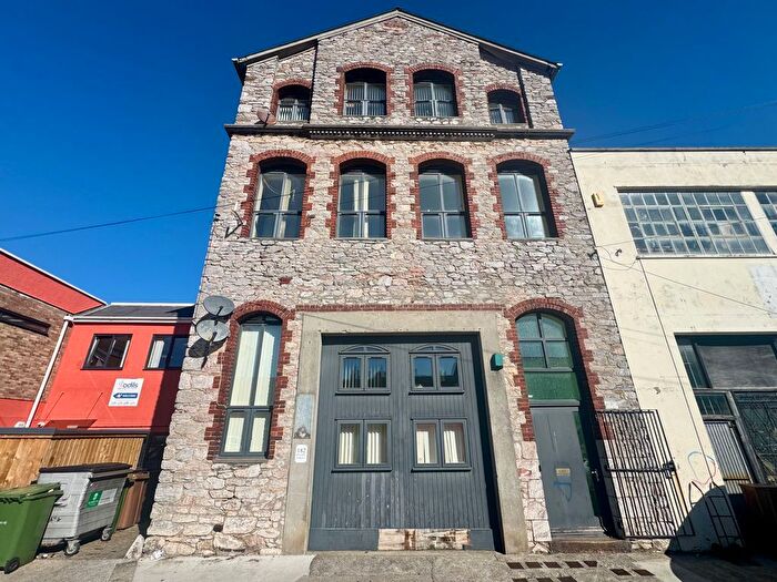 2 Bedroom Flat To Rent In Rendle Street, Plymouth, PL1