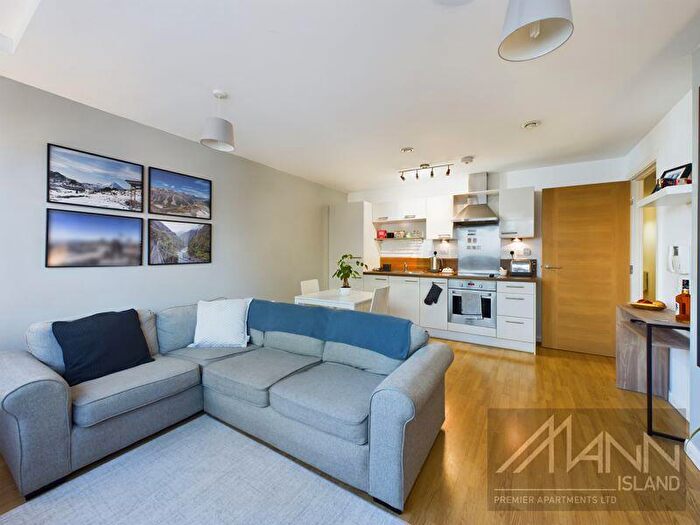 2 Bedroom Apartment To Rent In Mann Island, Liverpool, L3