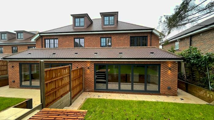 5 Bedroom Semi-detached House To Rent In Harvil Road, Uxbridge, UB10