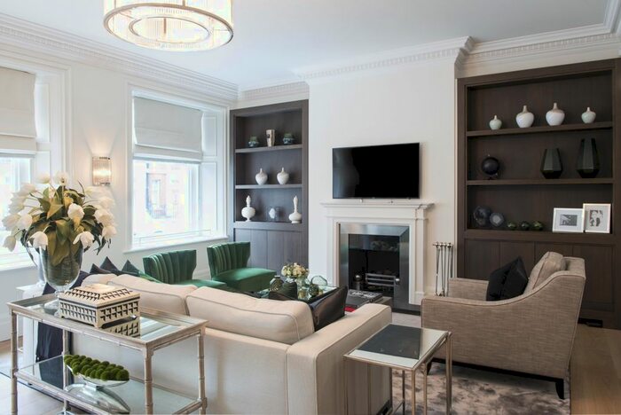 3 Bedroom Flat To Rent In Duke Street, Mayfair, W1K