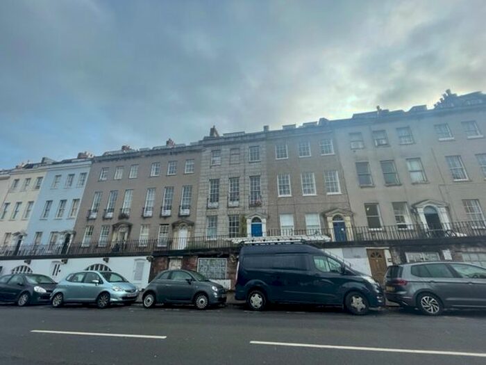 2 Bedroom Flat To Rent In Richmond Terrace, Clifton, Bristol, BS8