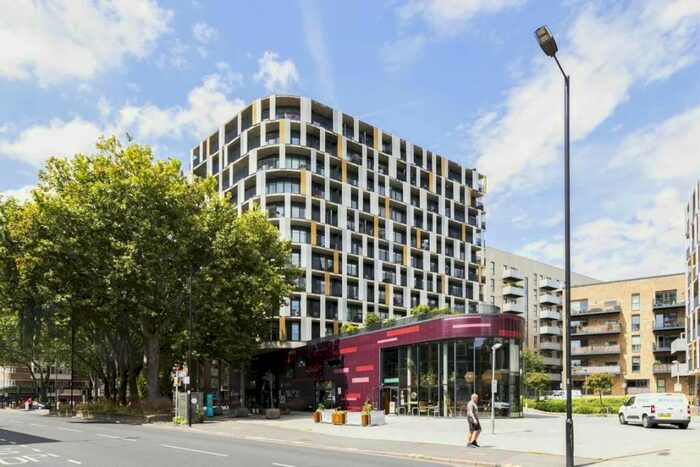 1 Bedroom Flat To Rent In Flat, Atkins Square, London, E8