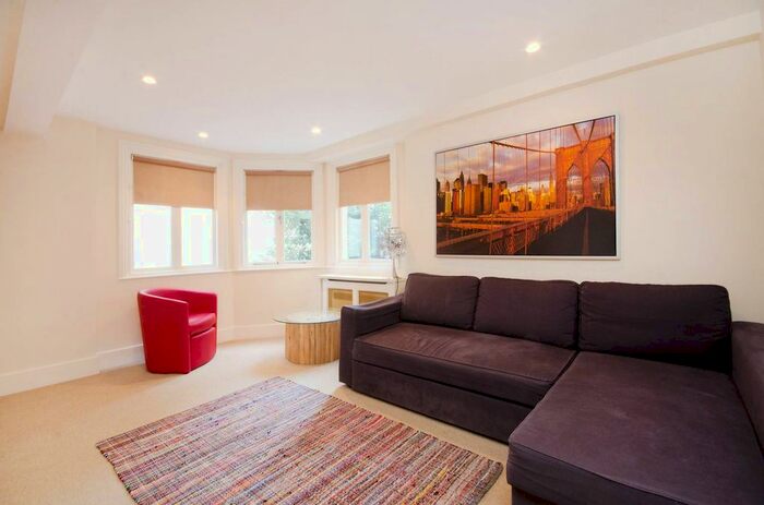 1 Bedroom Flat To Rent In Gloucester Road, South Kensington, London, SW7