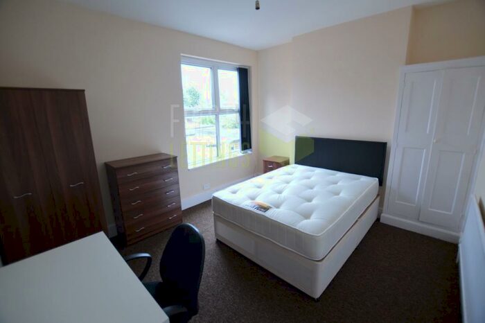 4 Bedroom Terraced House To Rent In Hazel Street, Aylestone, LE2