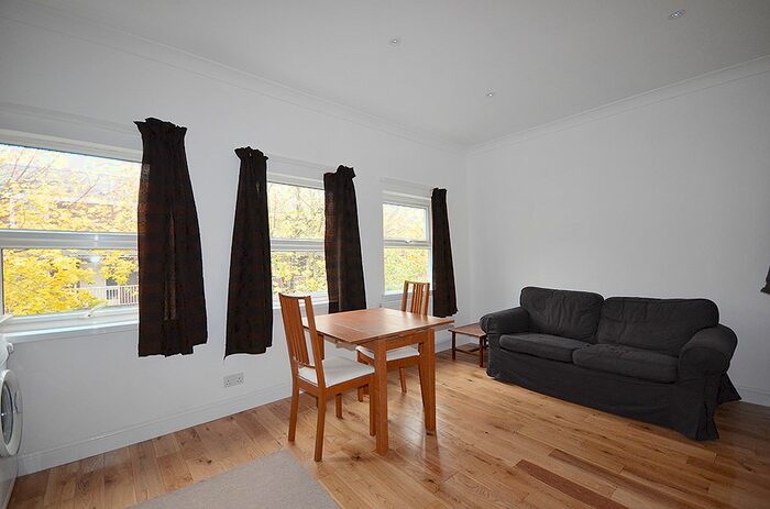 4 Bedroom Flat To Rent In Hornsey Road, London, N19
