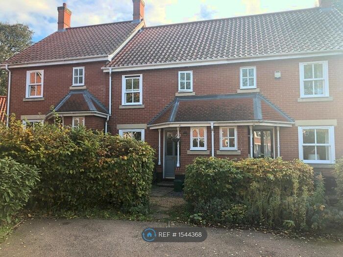 3 Bedroom Terraced House To Rent In Earnshaw Court, Norwich, NR7