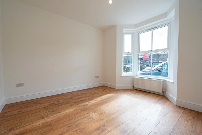 1 Bedroom Flat To Rent In Park Road, Crouch End, N8