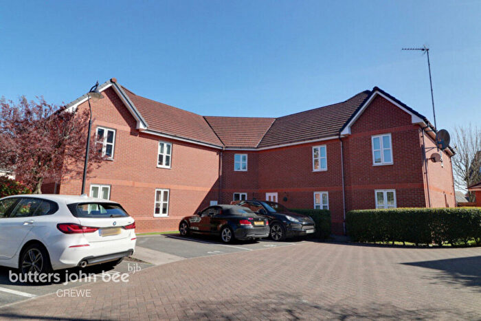 2 Bedroom Apartment For Sale In St Georges Court, Crewe, CW2