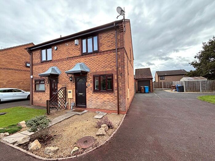 2 Bedroom Semi Detached House To Rent In Smalley Drive, Oakwood, DE21