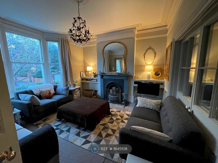 4 Bedroom Semi-Detached House To Rent In St Annes Road, Cheltenham, GL52