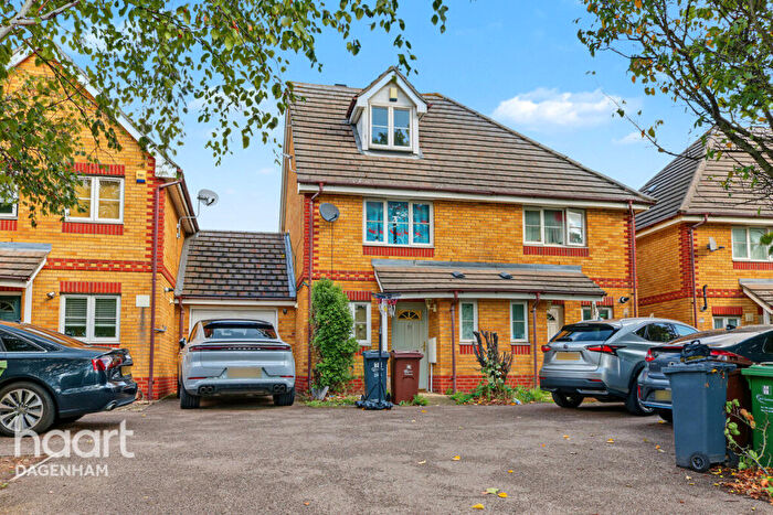 3 Bedroom Terraced House For Sale In Galleons Drive, Barking, IG11