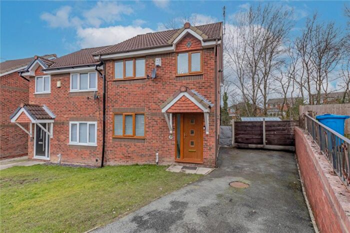 3 Bedroom Semi Detached House For Sale In Oakshaw Drive, Norden, Rochdale, OL12