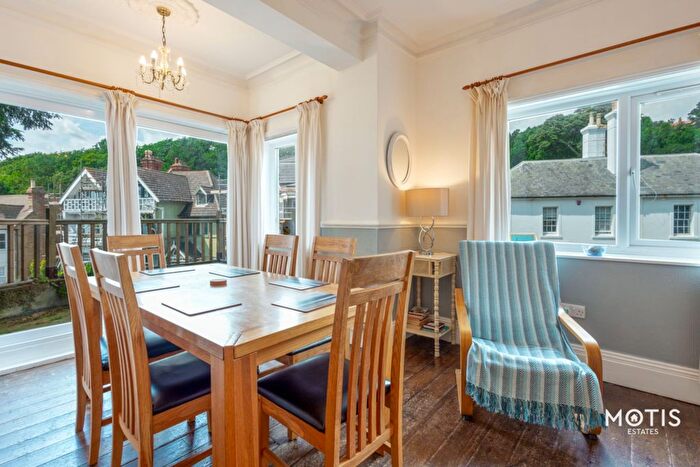 3 Bedroom Flat To Rent In Sandgate Hill, Sandgate, CT20