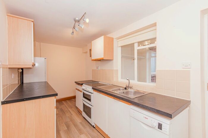 2 Bedroom Cottage To Rent In Orchard Lane, Boars Hill, Oxford, OX1