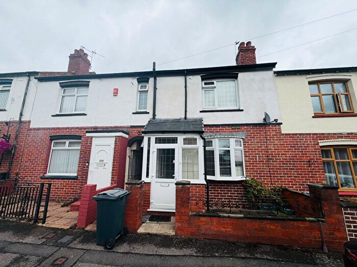 2 Bedroom Terraced House To Rent In Newton Street, West Bromwich, B71