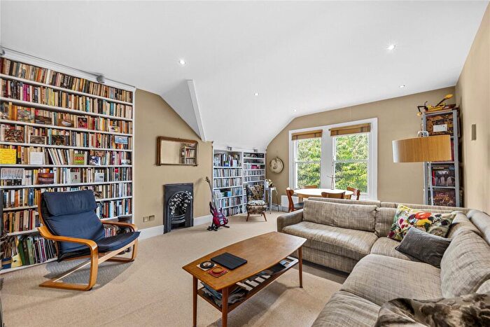 2 Bedroom Apartment To Rent In Tressillian Crescent, London, SE4