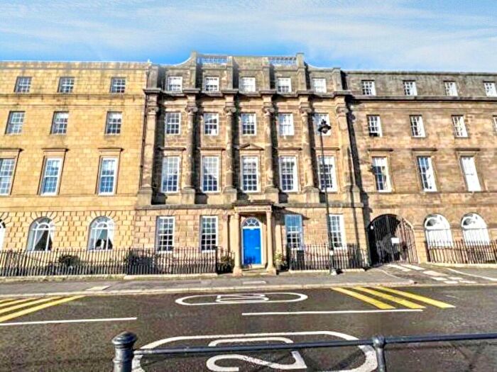 2 Bedroom Ground Maisonette For Sale In Collingwood Mansions, North Shields, Tyne And Wear, NE29